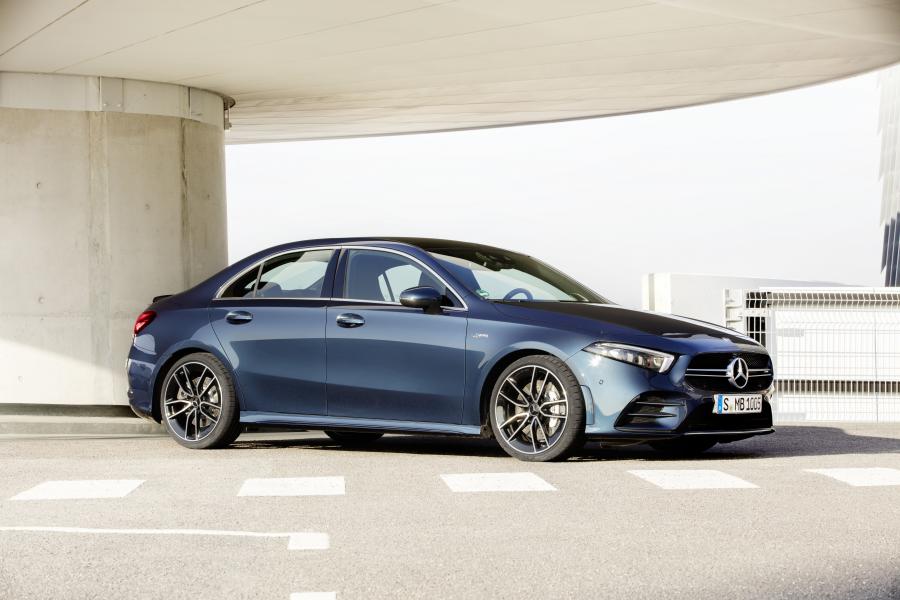  Mercedes-AMG A35 4Matic Sedan (V177) 2019 года  (WW) (фото 8 из 25)